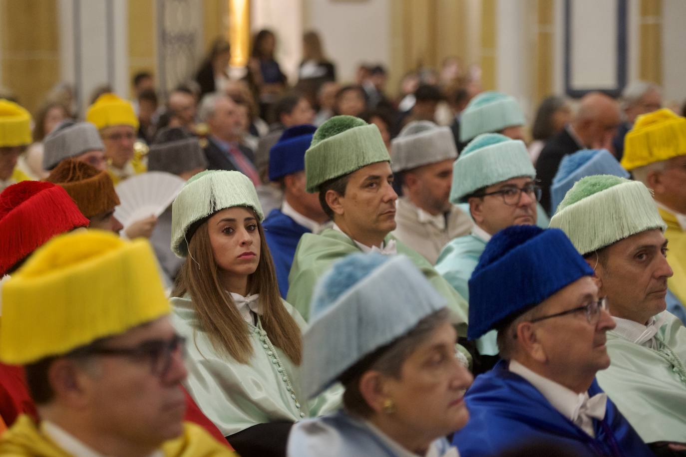 El acto de la UCAM por el día de San Antonio, en imágenes