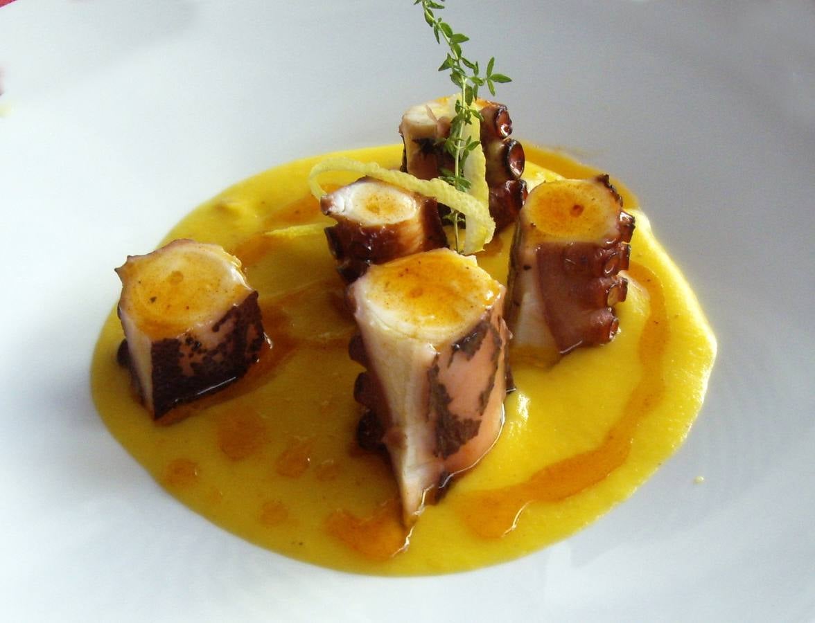 Pulpo asado con parmentier