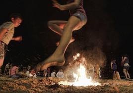 Hogueras en la noche de San Juan.