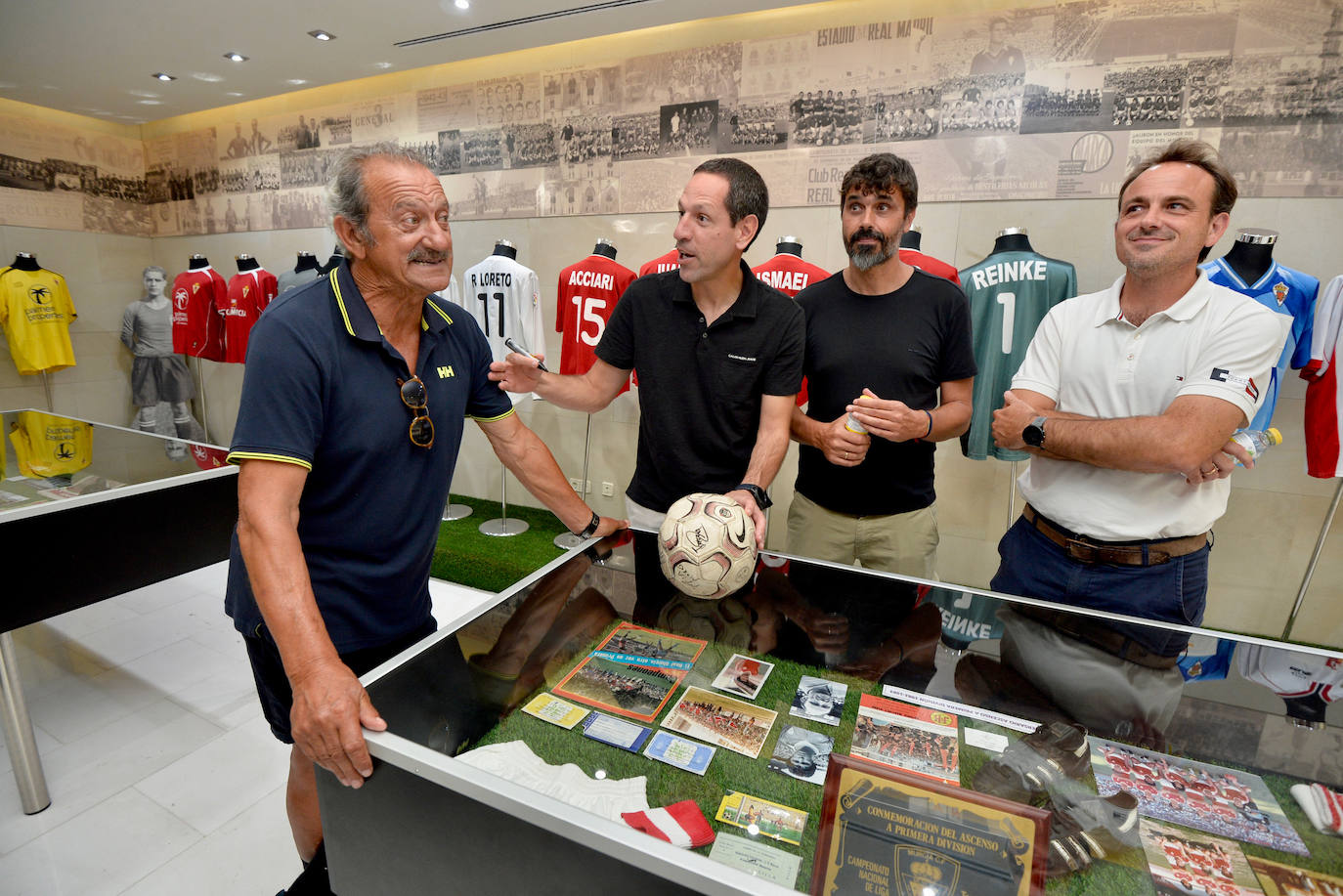 Mesa redonda para recordar el ascenso del Real Murcia en 2003