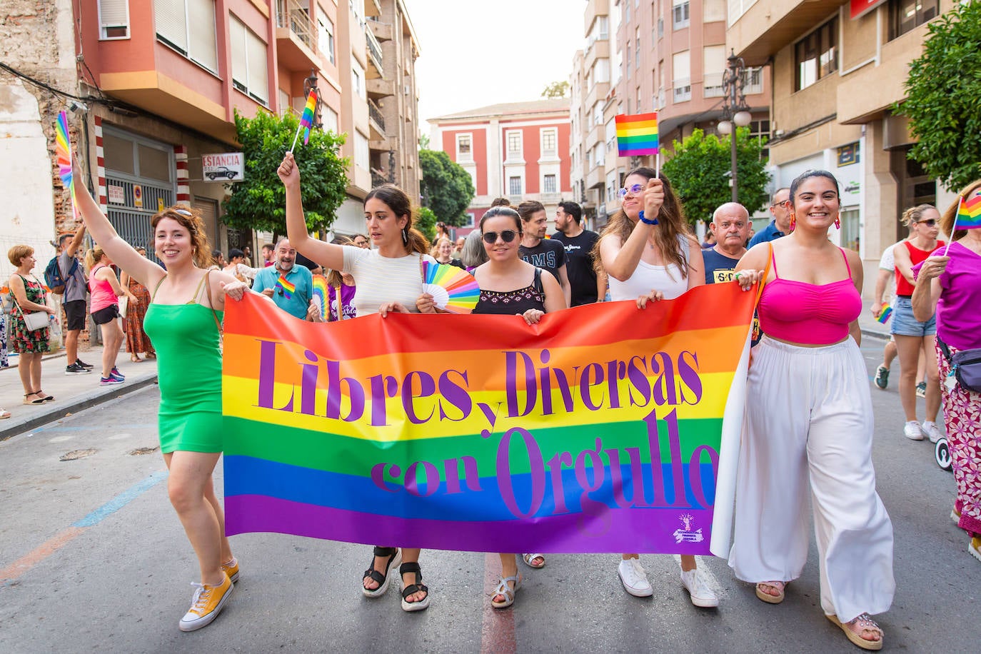 El Orgullo protesta contra la entrada de la ultraderecha en el gobierno de Orihuela