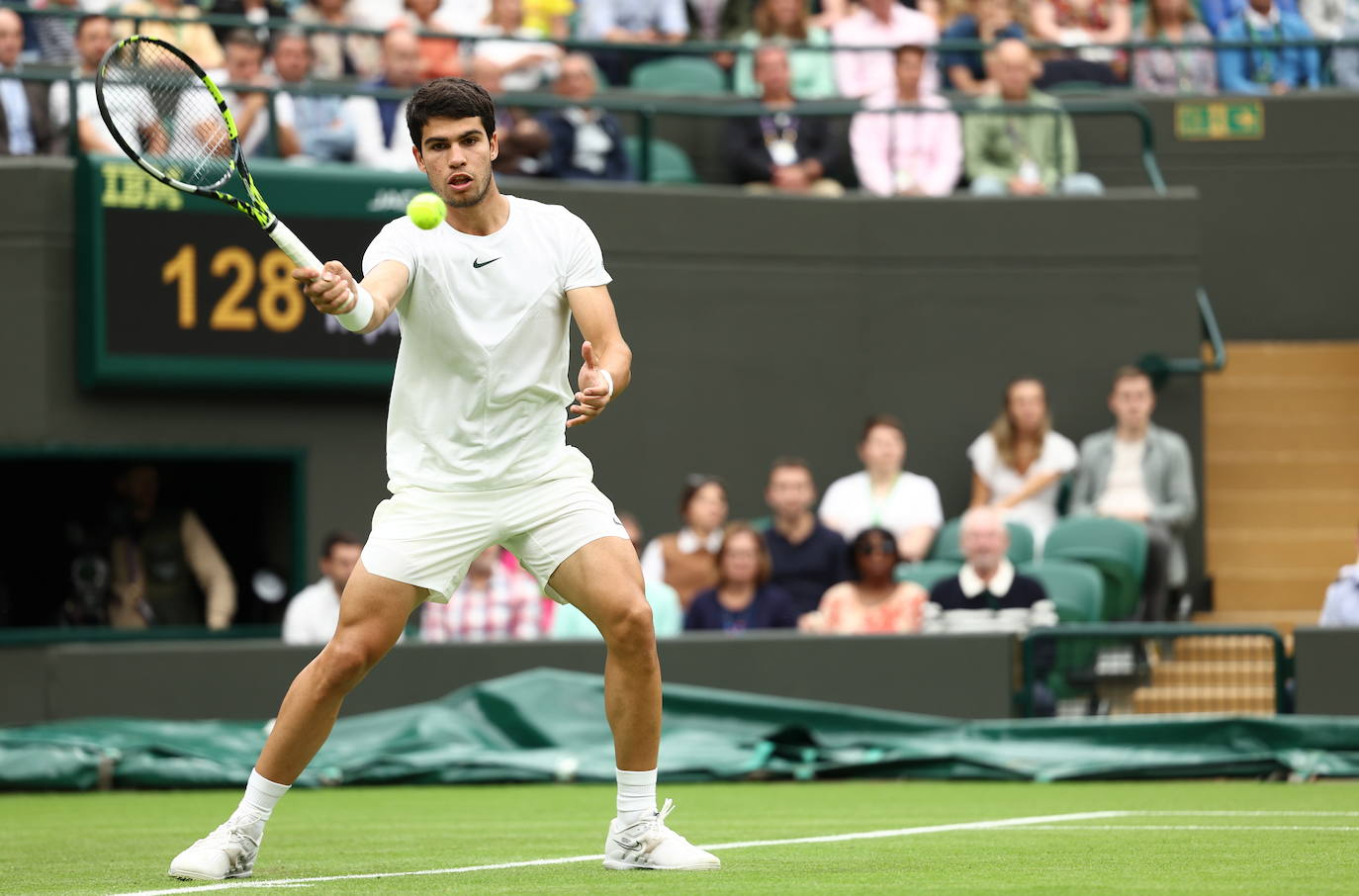 Alcaraz despega en Wimbledon