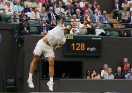 Alcaraz despega en Wimbledon