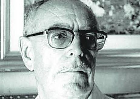 Imagen secundaria 1 - Arriba, 'Retrato de Monique' (1963), de Mariano Ballester. Abajo, retrato del artista y la obra que figura en la invitación a la exposición. 