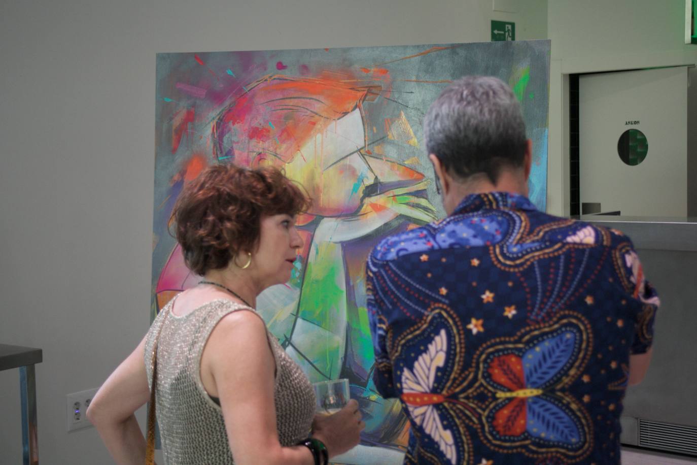 Subasta benéfica de arte, en imágenes