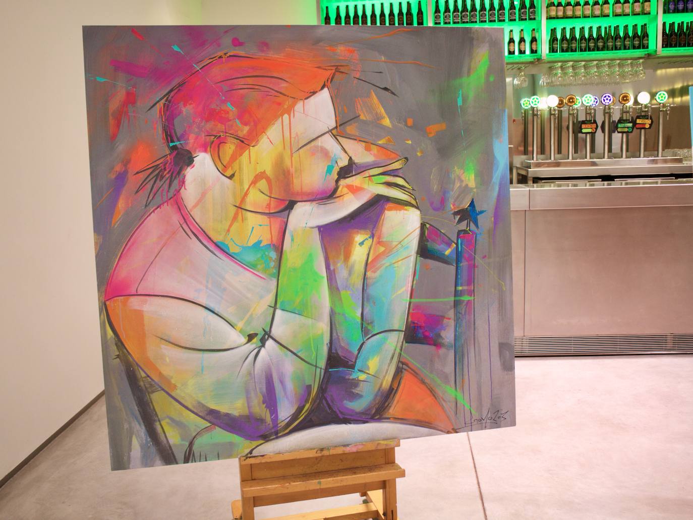 Subasta benéfica de arte, en imágenes