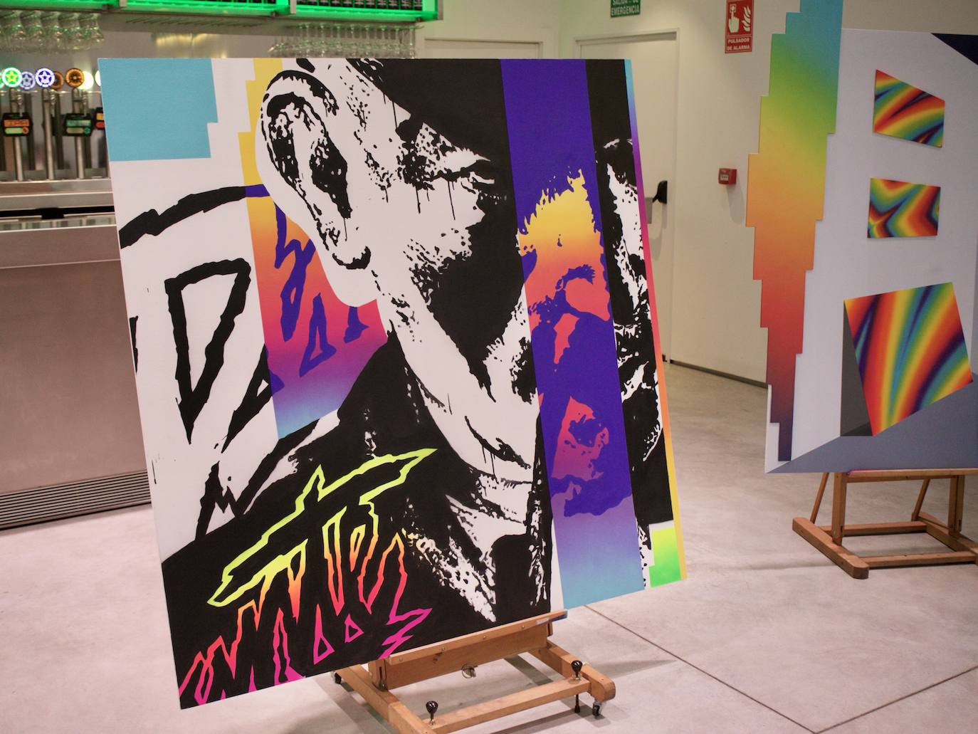 Subasta benéfica de arte, en imágenes