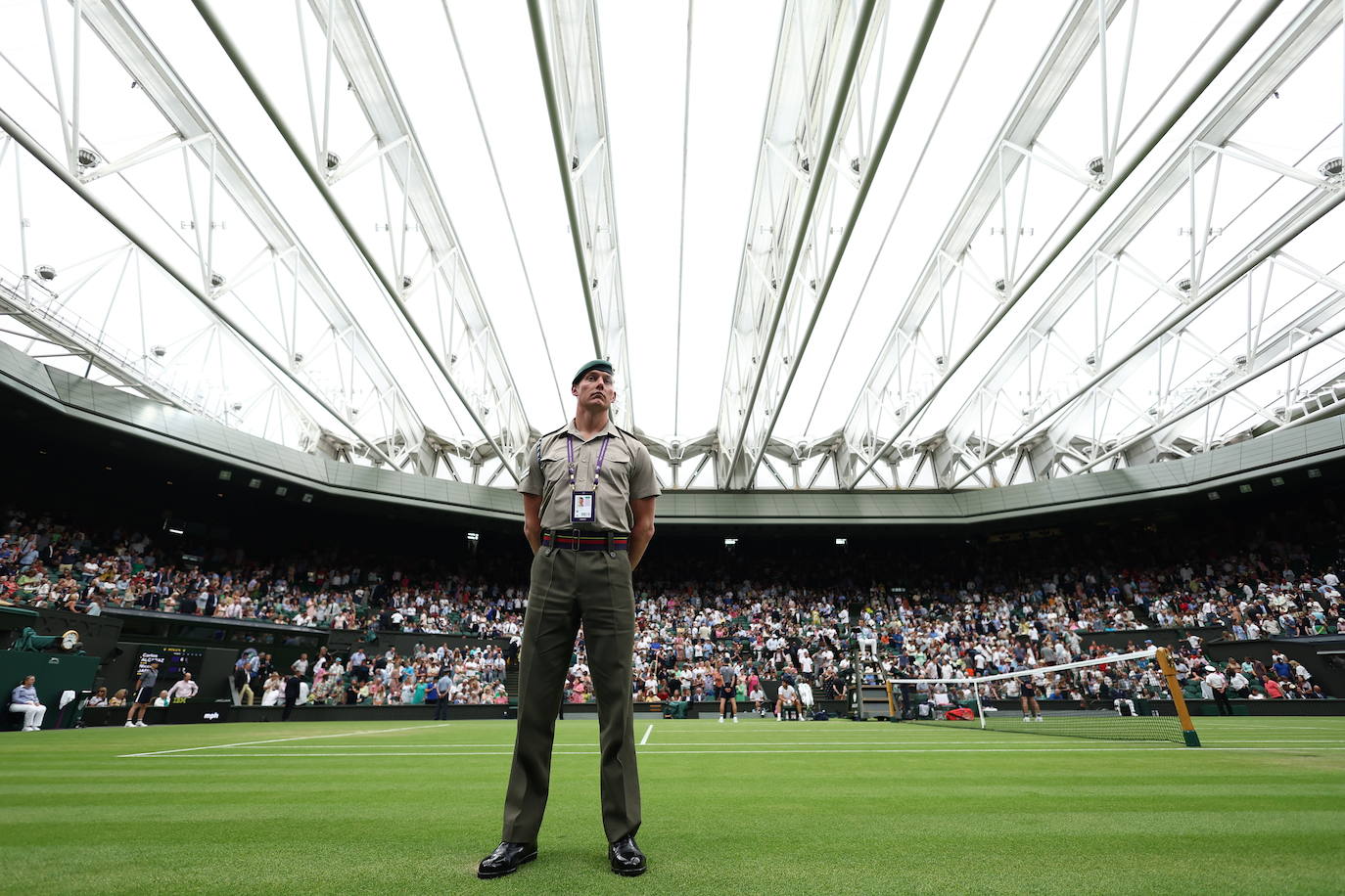 El partido entre Carlos Alcaraz y Jarry en Wimbledon, en imágenes