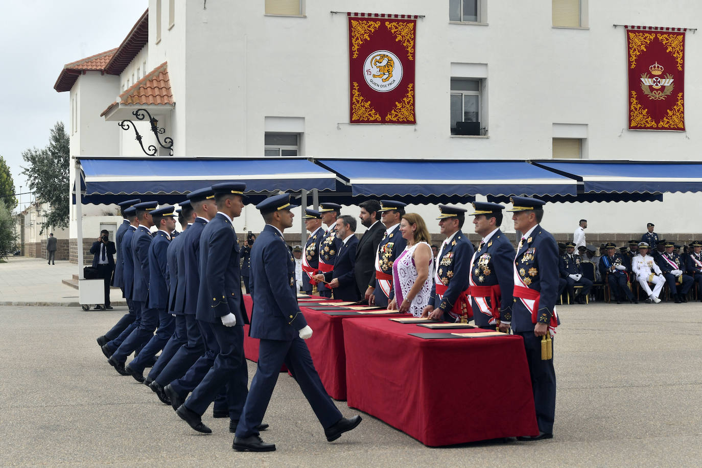 Visita de Felipe VI a la Academia General del Aire, en imágenes