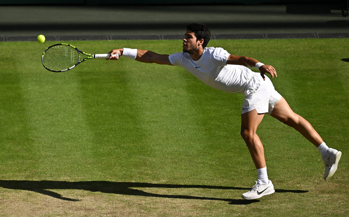 Las imágenes del partido Alcaraz-Rune en Wimbledon