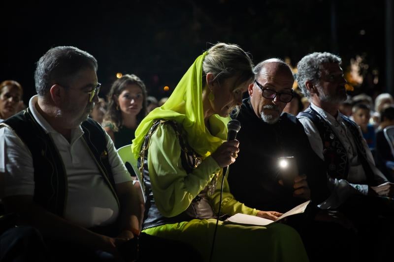 Teodomiro entrega el castillo y la Armengola lo reconquista