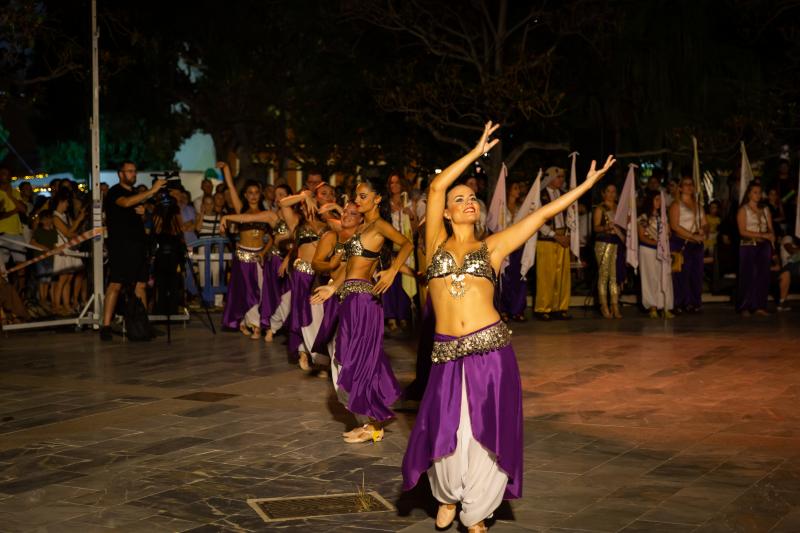 Teodomiro entrega el castillo y la Armengola lo reconquista