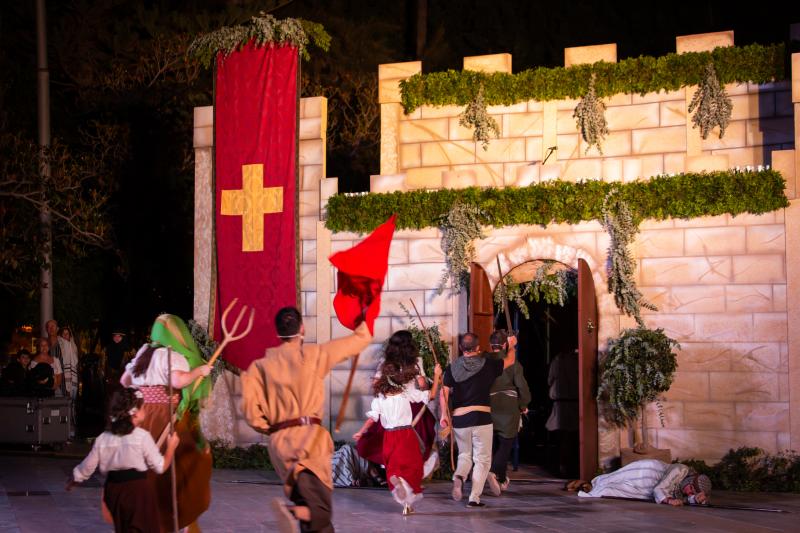 Teodomiro entrega el castillo y la Armengola lo reconquista