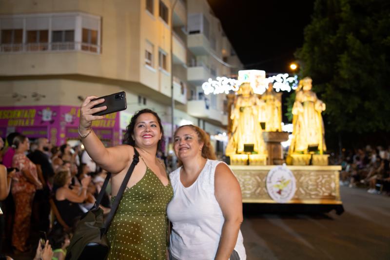 Así fue el desfile de entrada mora