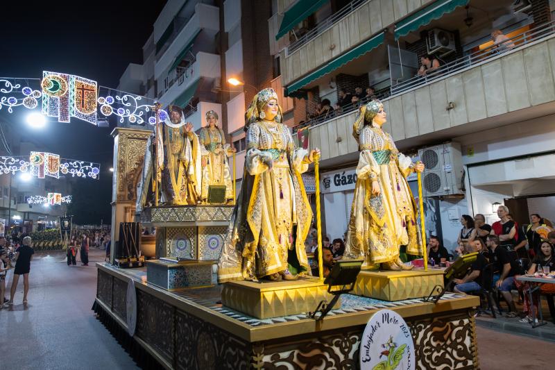 Así fue el desfile de entrada mora