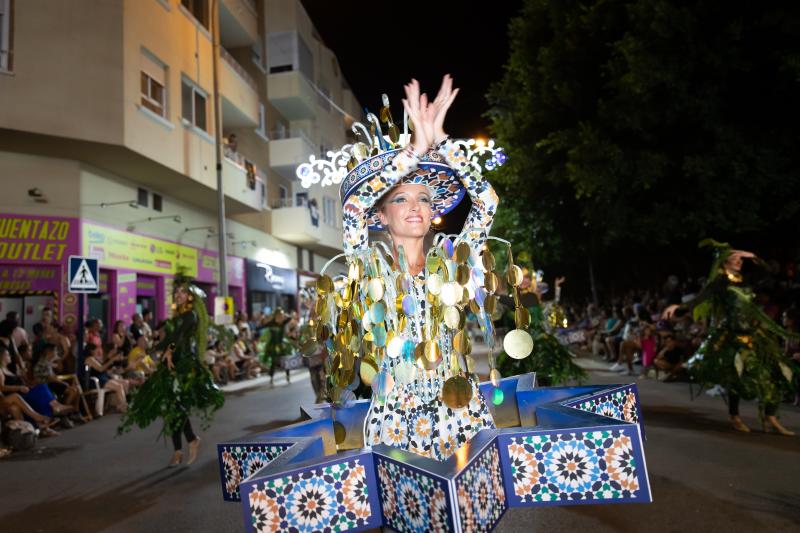 Así fue el desfile de entrada mora