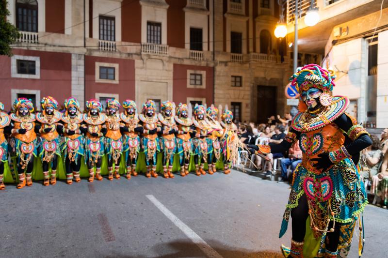 Así fue el desfile de entrada mora
