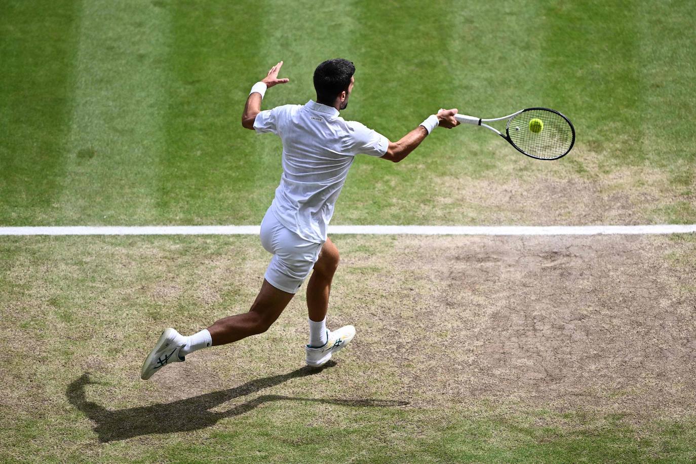 La final de Wimbledon entre Carlos Alcaraz y Novak Djokovic, en imágenes