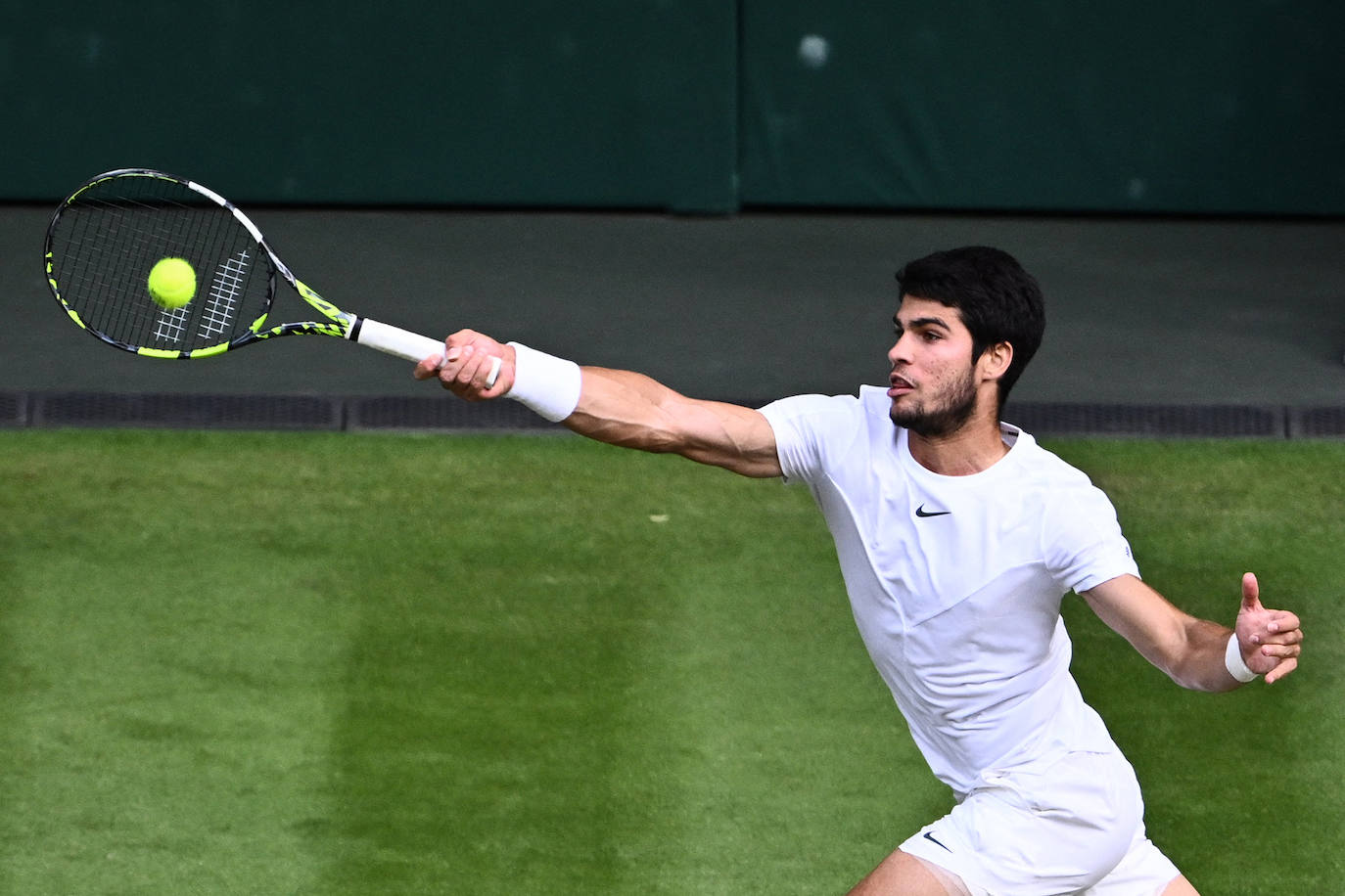 La final de Wimbledon entre Carlos Alcaraz y Novak Djokovic, en imágenes