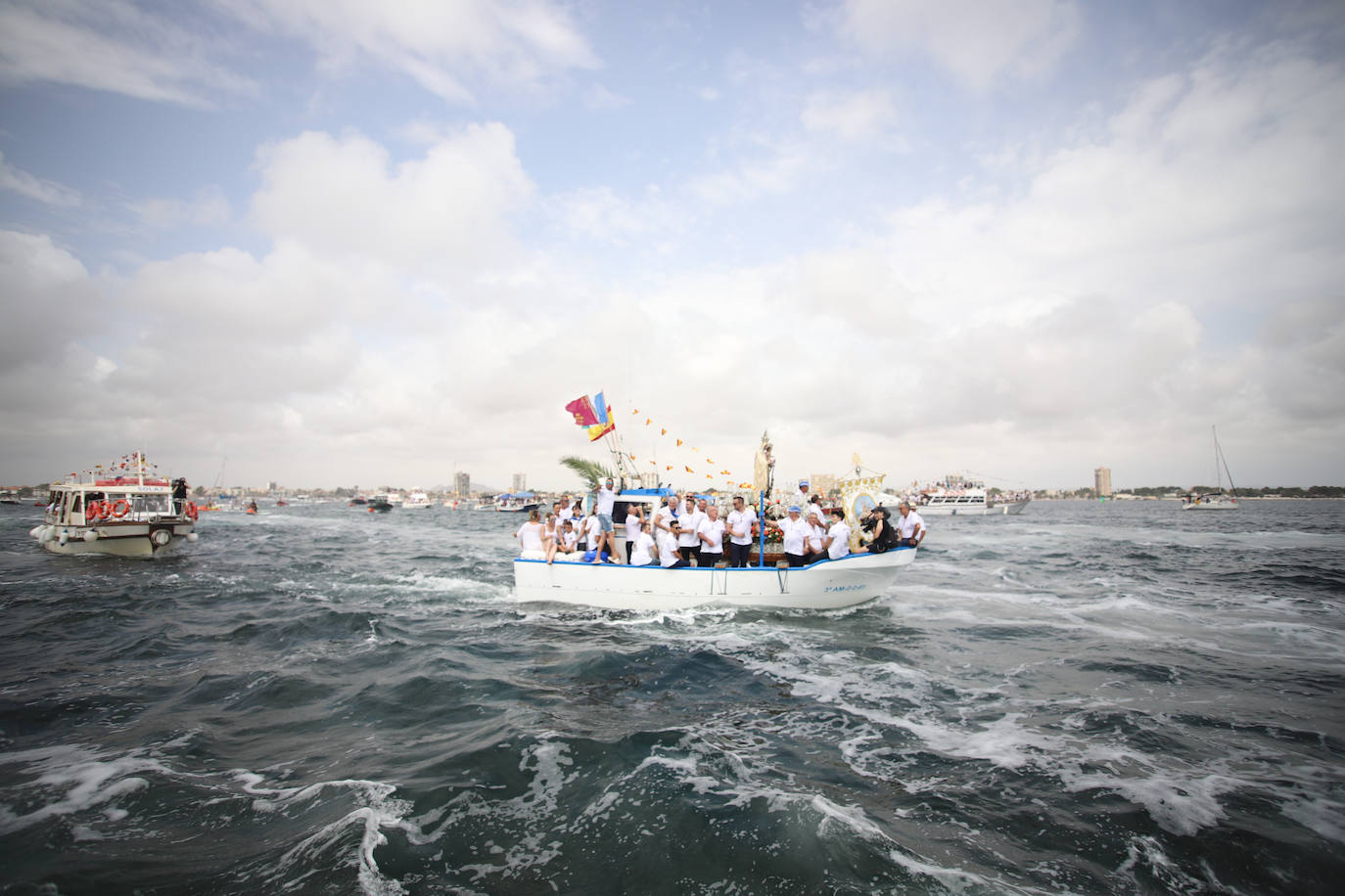 Procesión marítima de la Virgen del Carmen en Lo Pagán, en imágenes