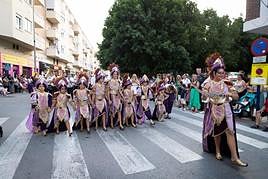El desfile infantil de Moros y Cristianos, en imágenes