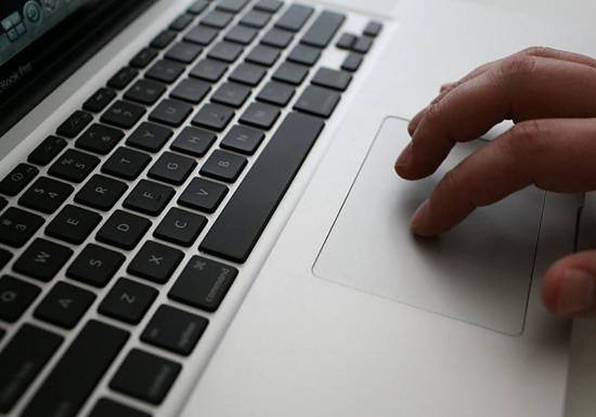 Educación oferta 1.600 plazas para formar a adultos en competencias digitales en la Region