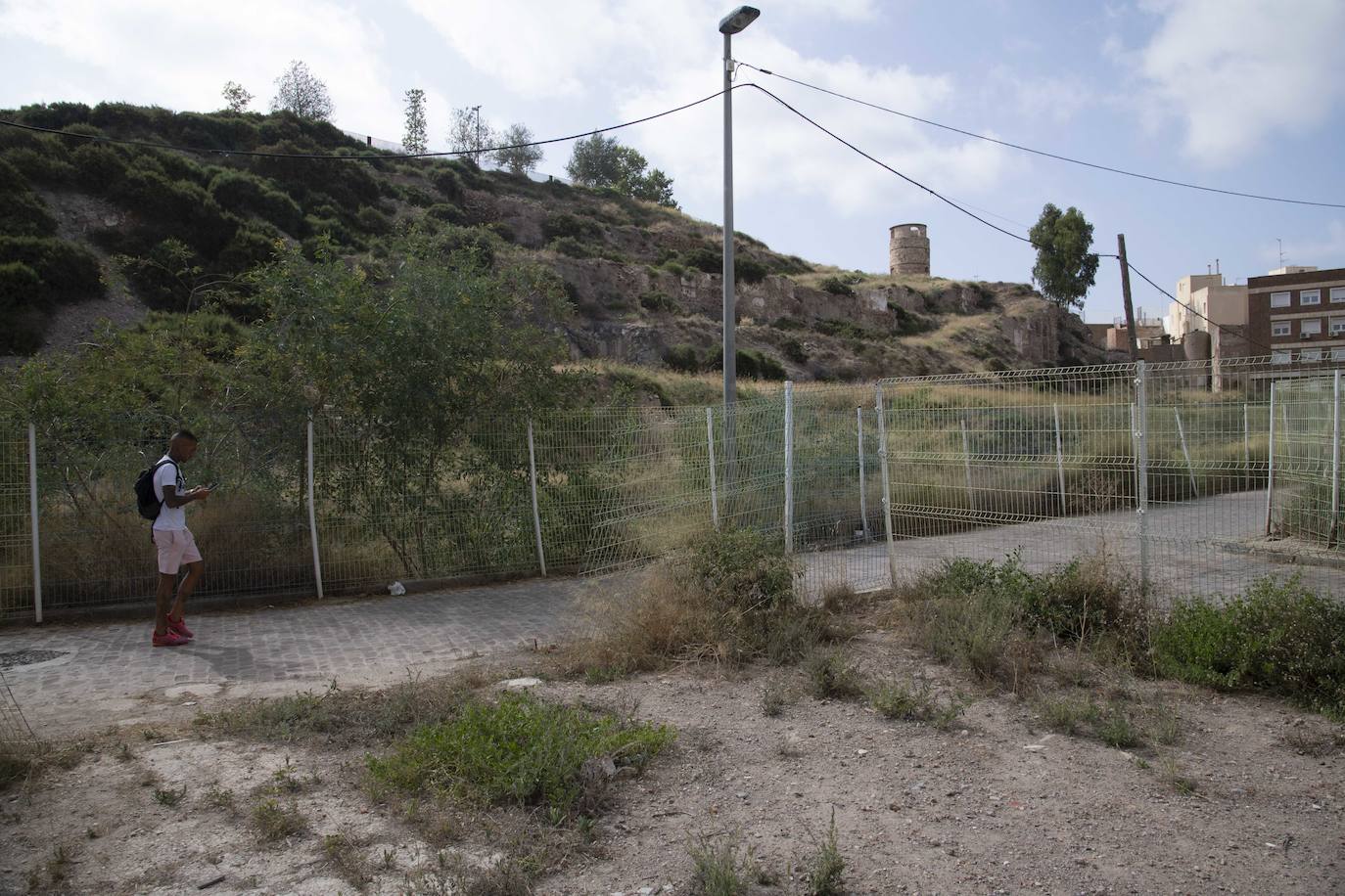 Vecinos del centro de Cartagena alertan de la suciedad en calles muy turísticas
