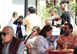 En un restaurante de Murcia a principios de abril.
