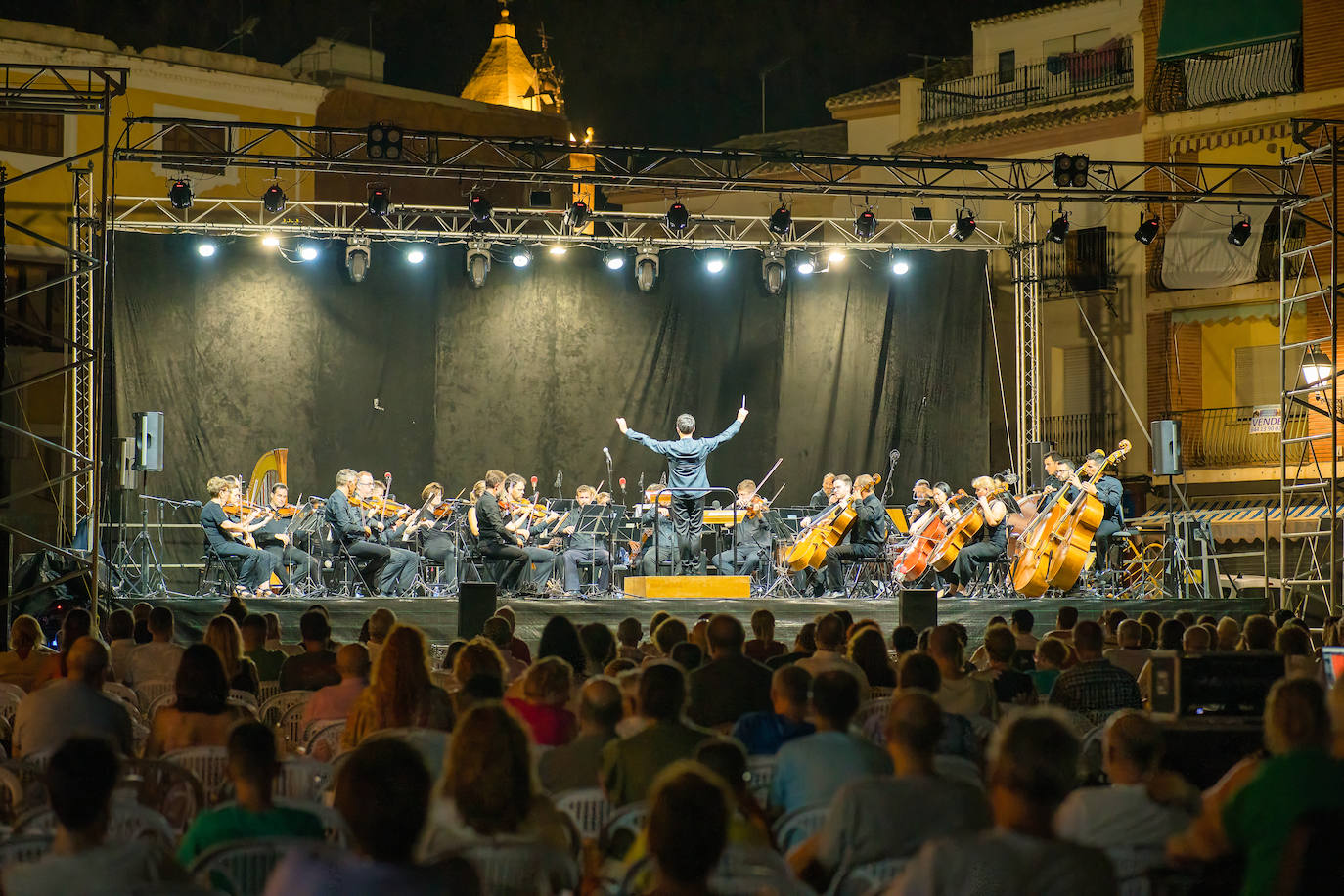 El concierto de la Orquesta Sinfónica en Blanca, en imágenes