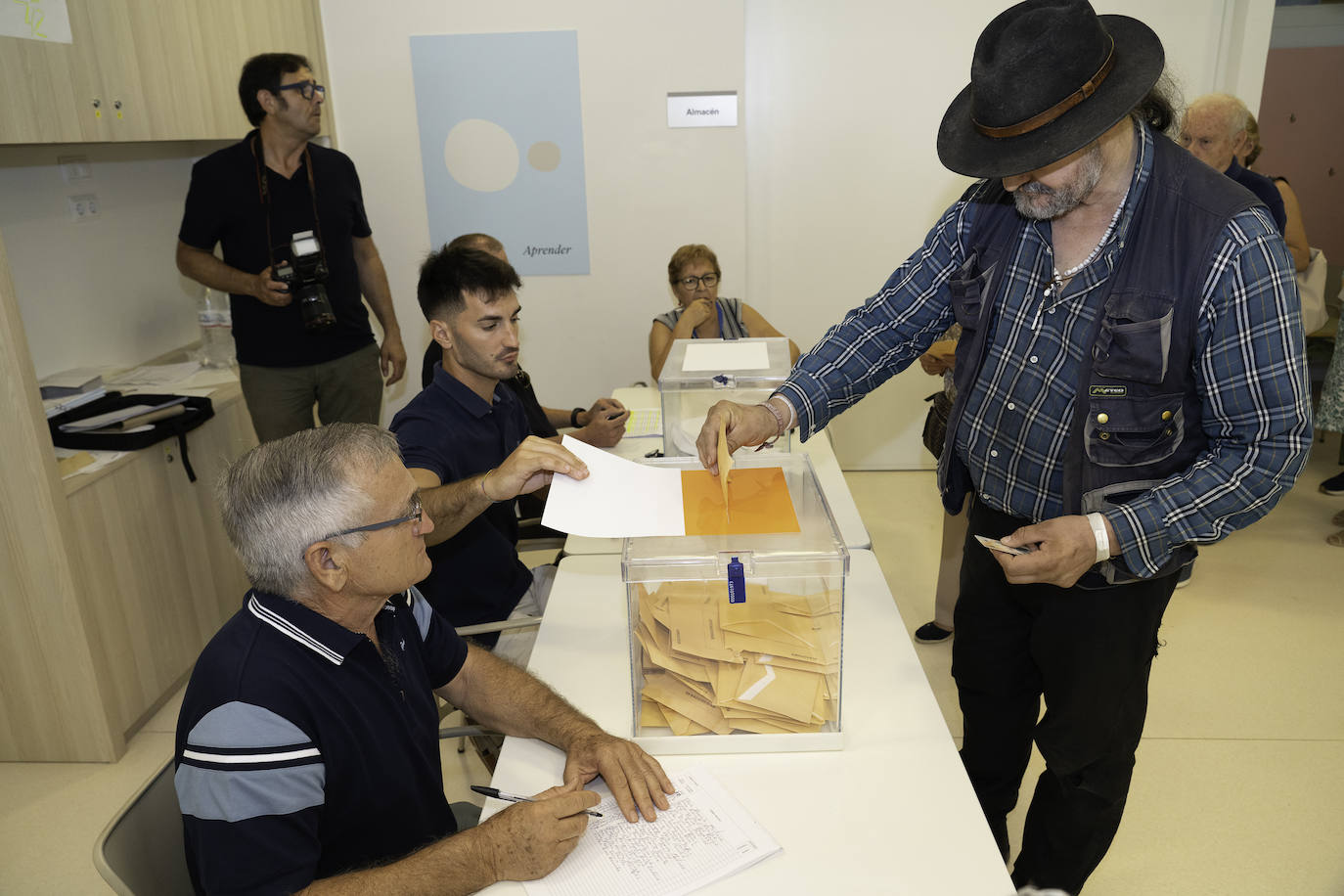 El domingo electoral en la Región de Murcia, en imágenes