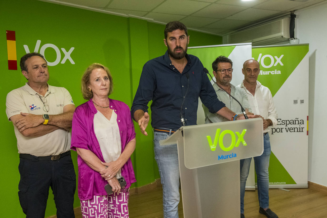 Comparecencia de los candidatos de Vox por la Región de Murcia, en imágenes