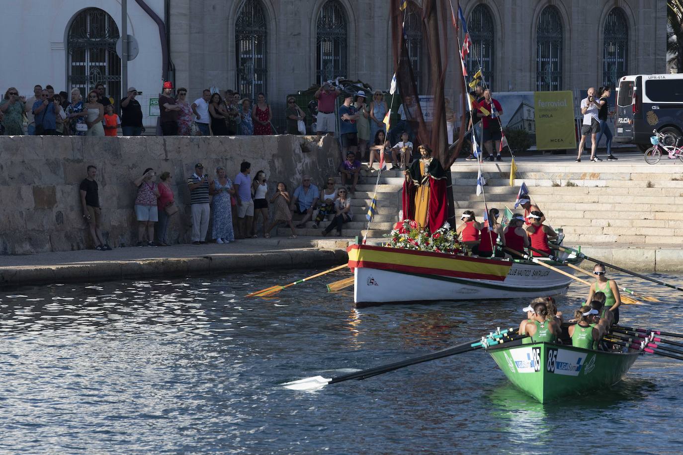 La procesión marinera de Cartagena en honor a Santiago, en imágenes