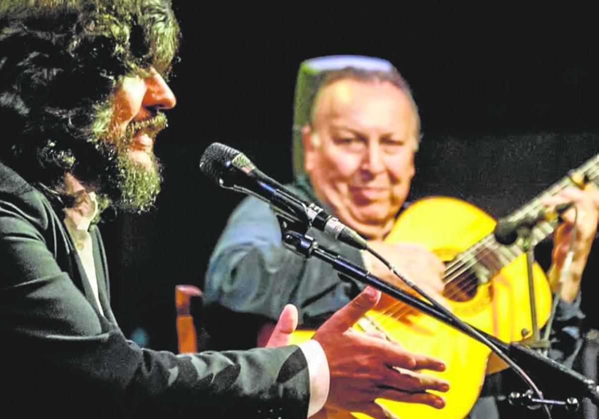 Rancapino Chico al cante y Paco Cepero a la guitarra.