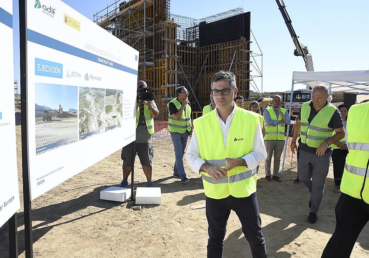 El ministro Félix Bolaños visita este jueves las obras del AVE Murcia-Almería.