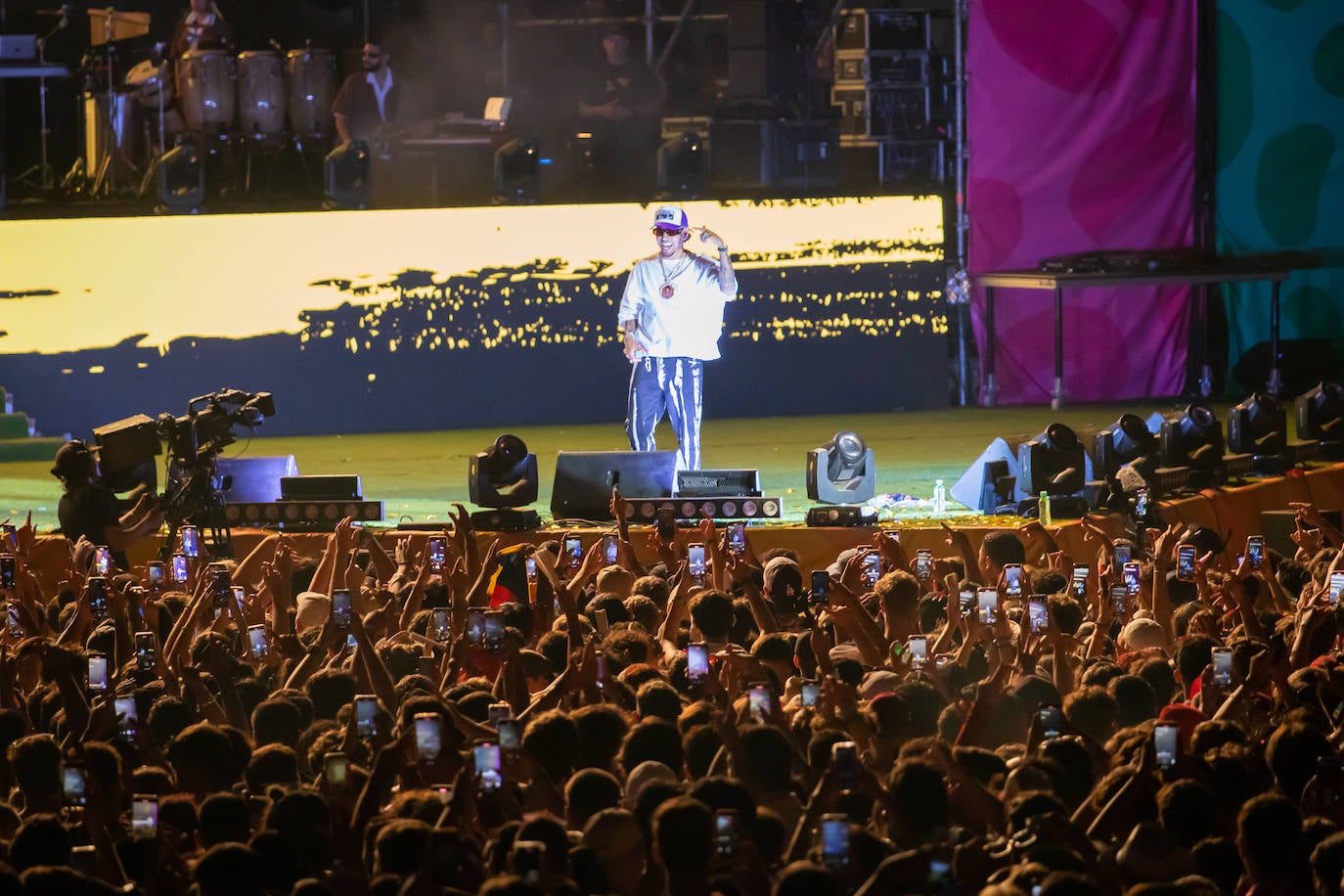 Concierto de Ozuna en el Reggaeton Beach Festival de Torrevieja, en imágenes