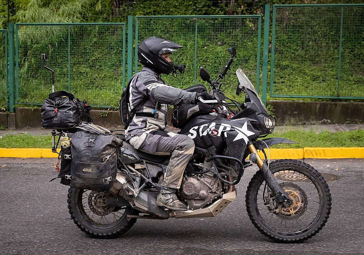 Prever posibles complicaciones es esencial para evitar problemas en un viaje en moto.
