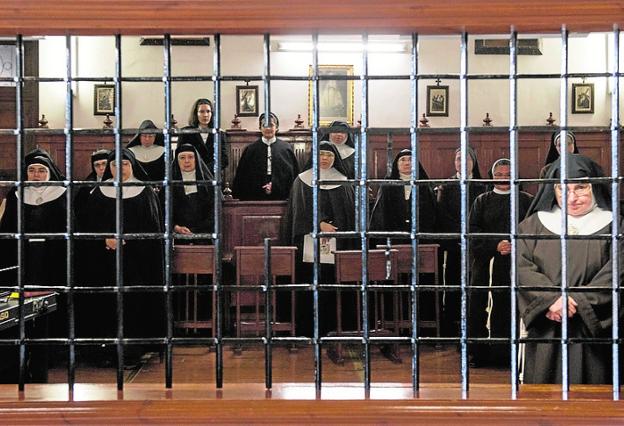 Las Clarisas, en su última misa antes de abandonar Mula, en 2021.