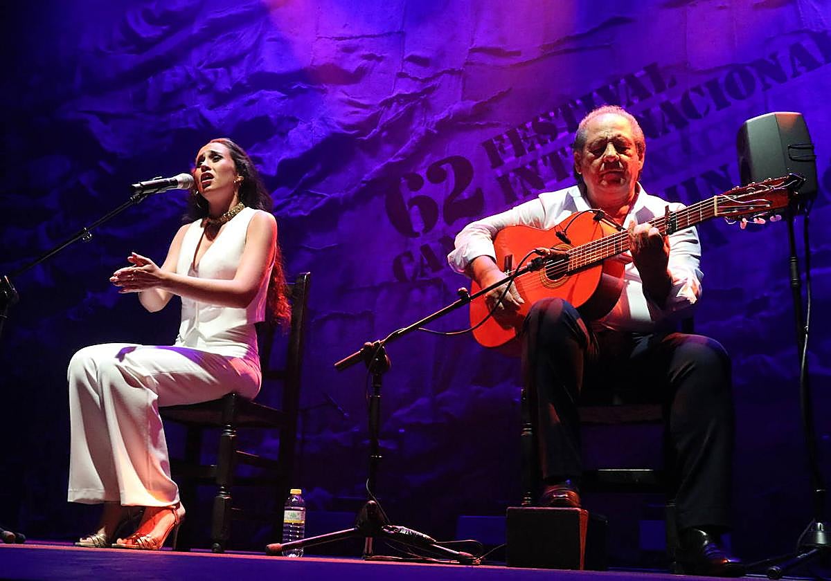 Rocío Luna, durante su actuación en las semifinales del Cante de las Minas.