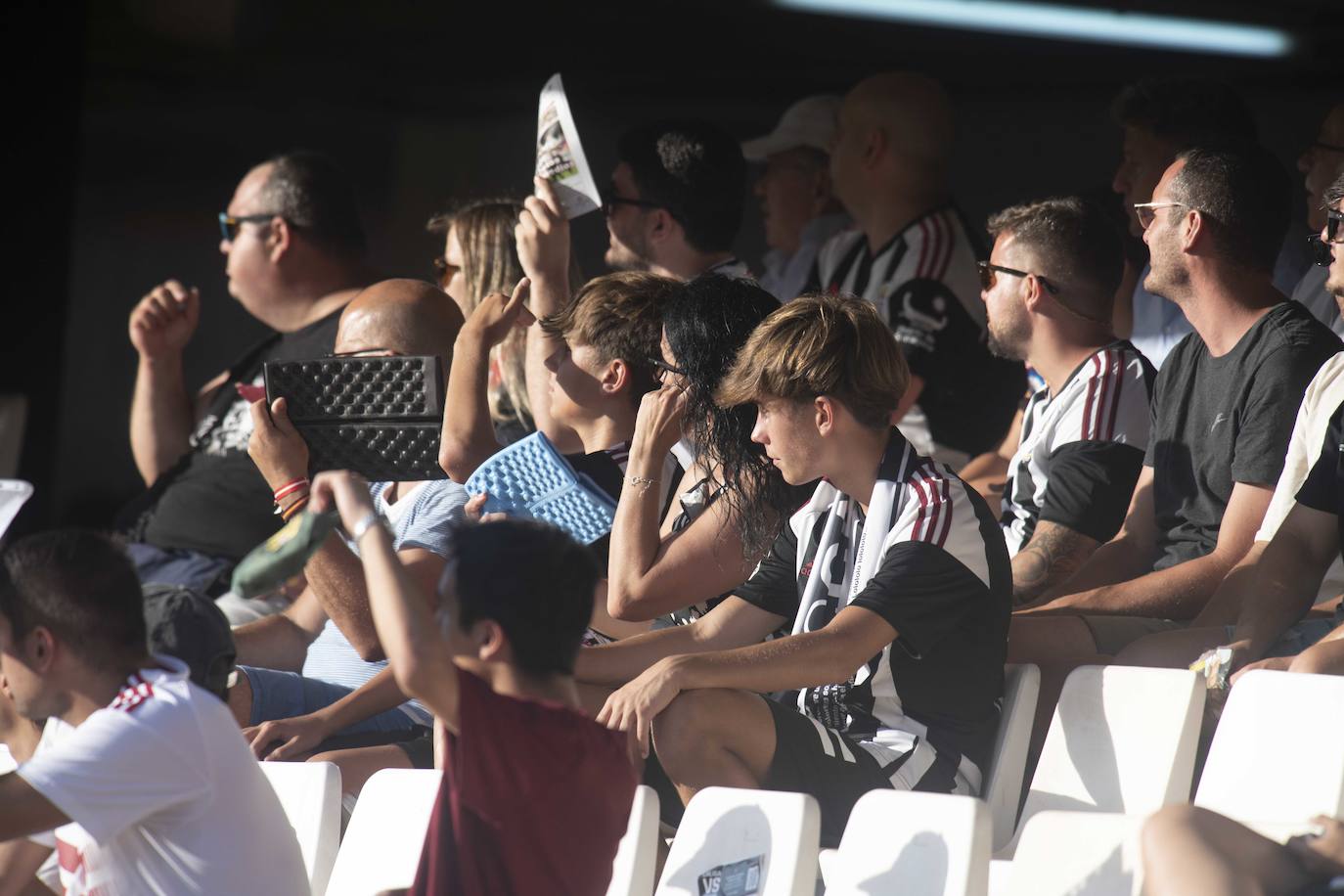 La derrota del Cartagena frente al Eldense, en imágenes