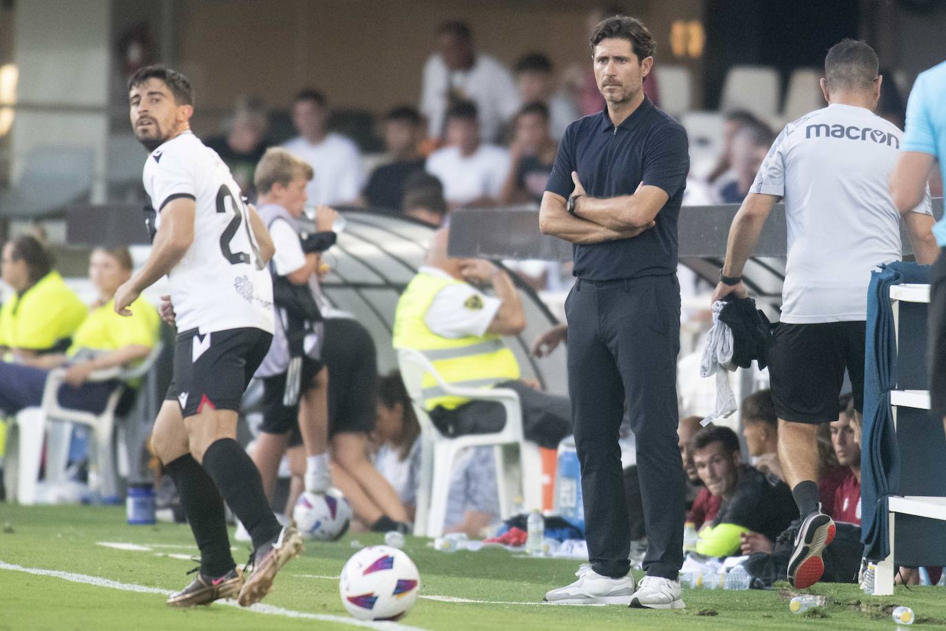 La derrota del Cartagena frente al Eldense, en imágenes