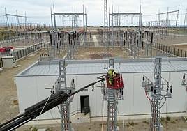 Trabajos de electrificación del tramo del AVE Murcia-Almería.