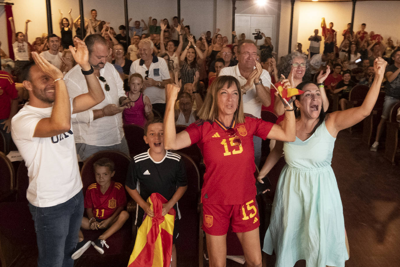 Así se siguió en Yecla la histórica final del mundial femenino