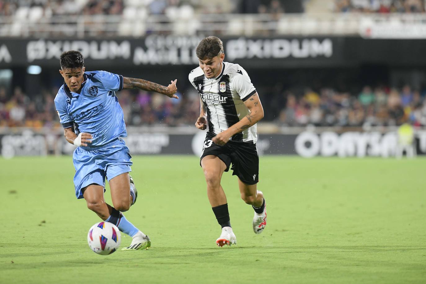 La derrota del Cartagena frente al Levante, en imágenes