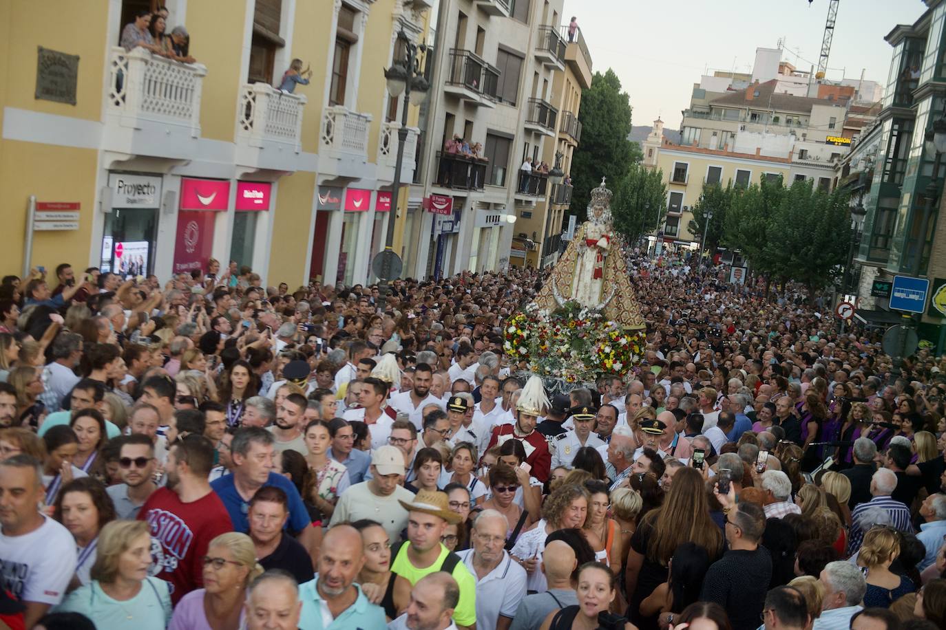 La bajada de la Fuensanta a Murcia, en imágenes