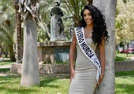 Athenea Pérez, en un parque de Murcia.