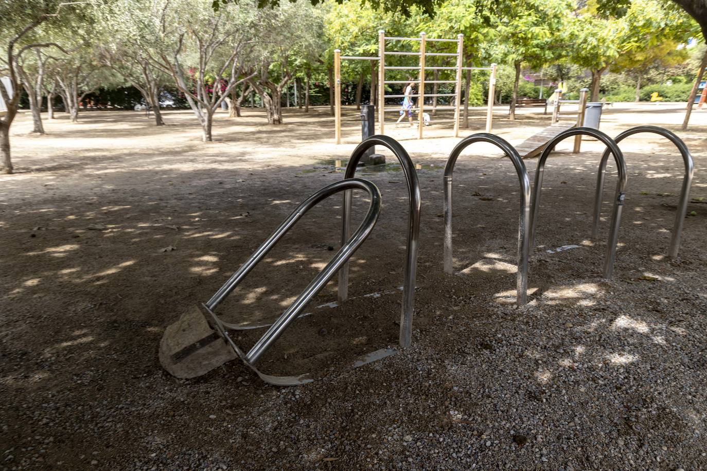 Las imágenes del deterioro del Parque de la Rosa de Cartagena