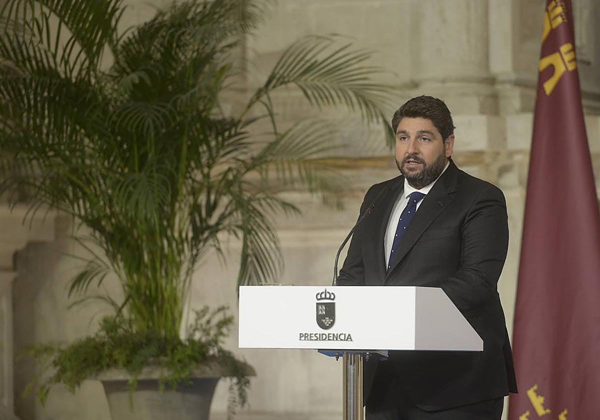 López Miras durante el acto de investidura este lunes.