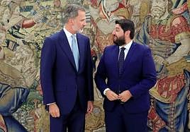 Felipe VI y Fernando López Miras, en un encuentro anterior en la Zarzuela.