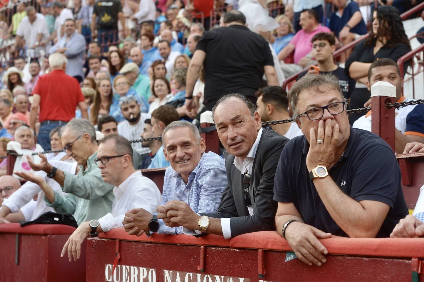 Las imágenes de los asistentes a la corrida de La Romería
