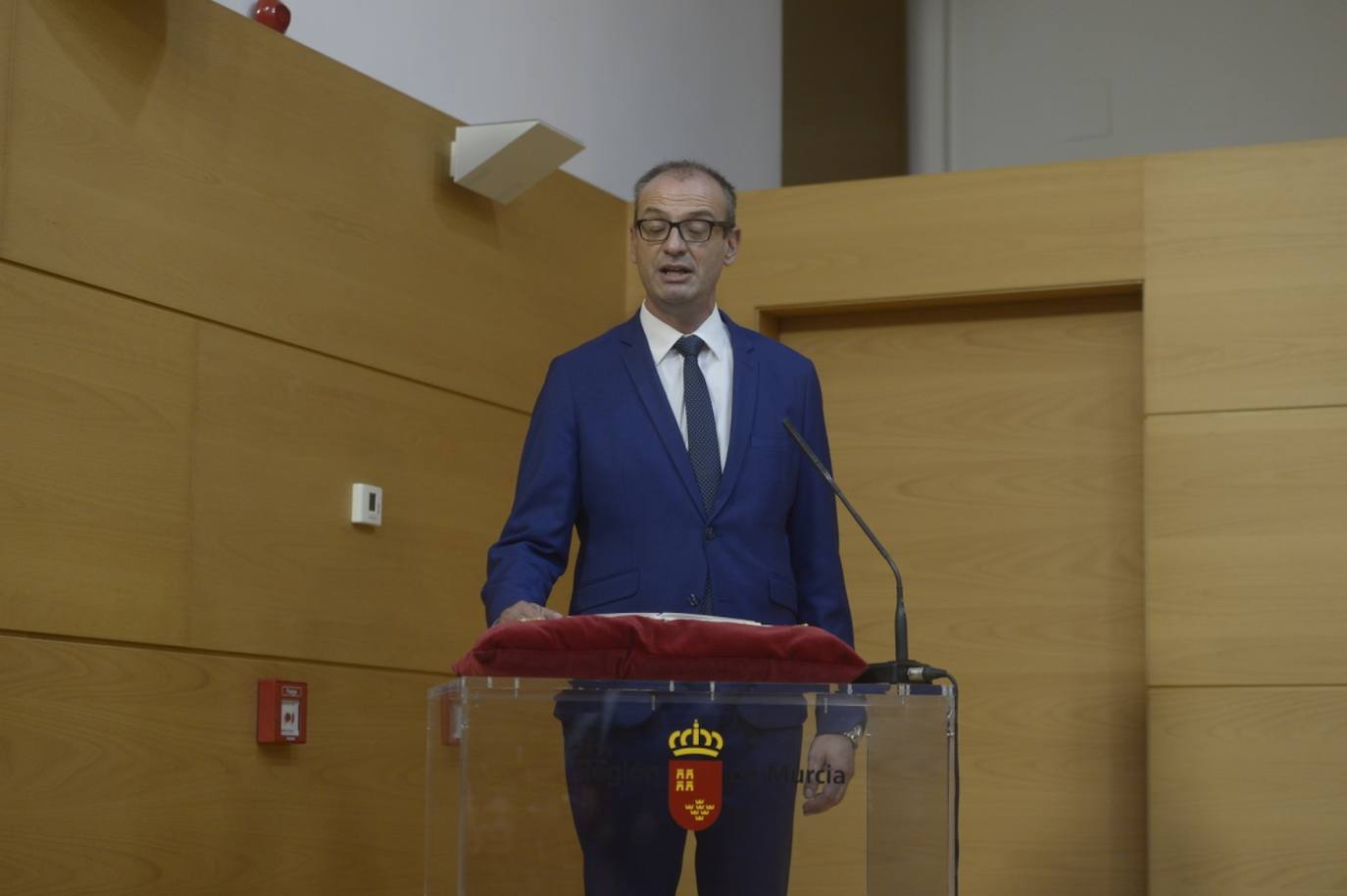 La toma de posesión de los consejeros del Gobierno regional, en imágenes